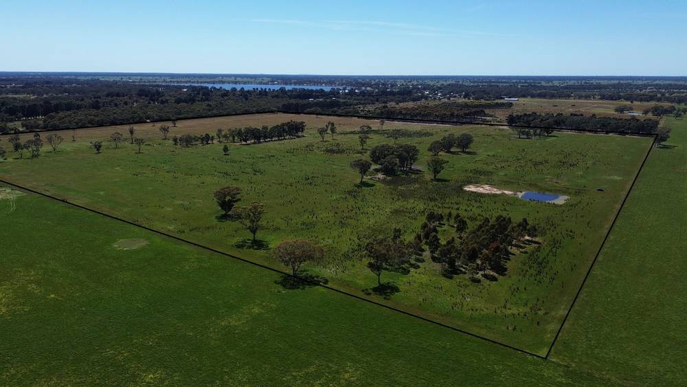 176 Powers Creek Road, EDENHOPE, VIC 3318