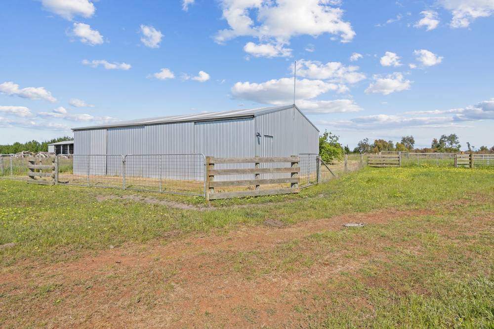 176 Powers Creek Road, EDENHOPE, VIC 3318