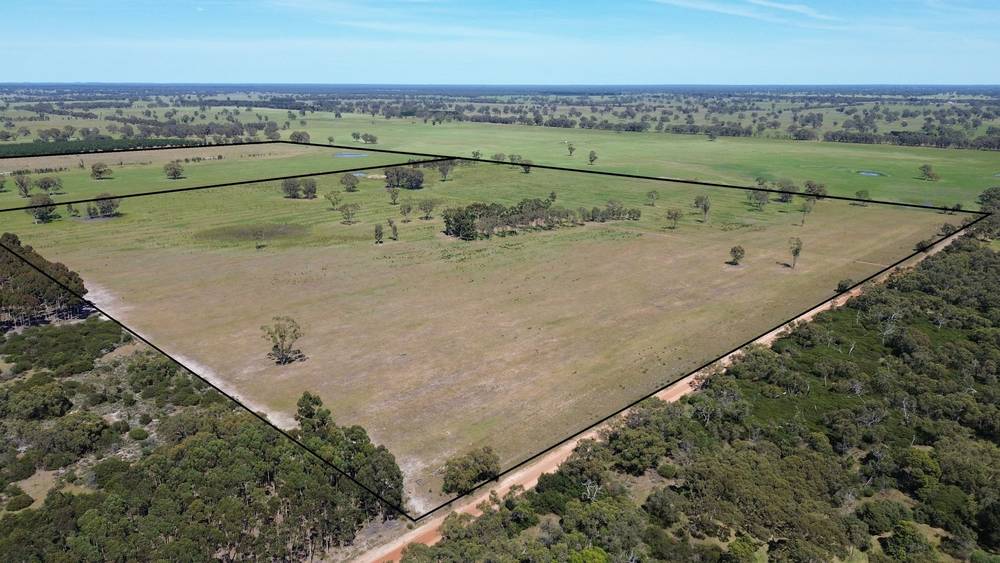 176 Powers Creek Road, EDENHOPE, VIC 3318