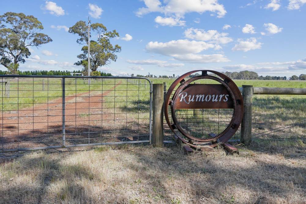 176 Powers Creek Road, EDENHOPE, VIC 3318