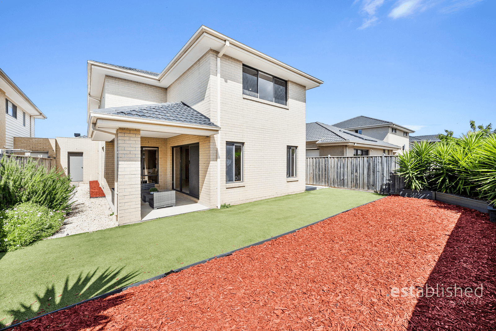 31 Maritime Circuit, SANCTUARY LAKES, VIC 3030