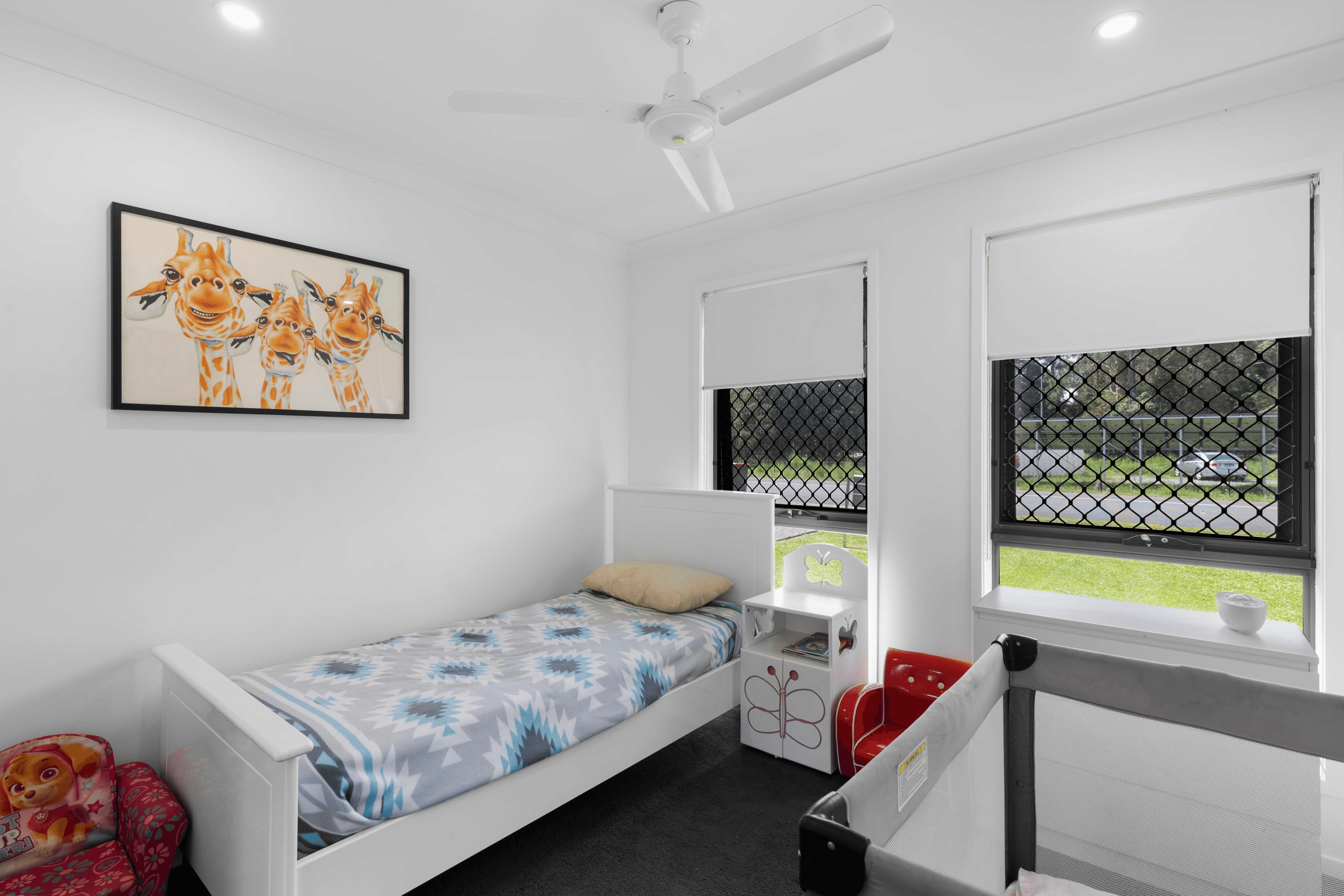 16 Hardwood Road, LANDSBOROUGH, QLD 4550