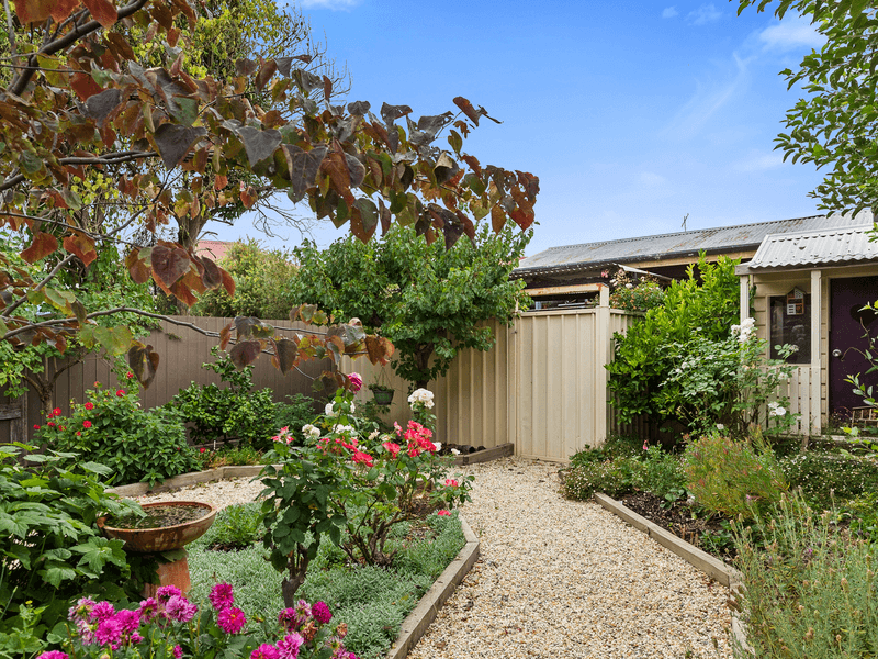 84 High Street, SEYMOUR, VIC 3660