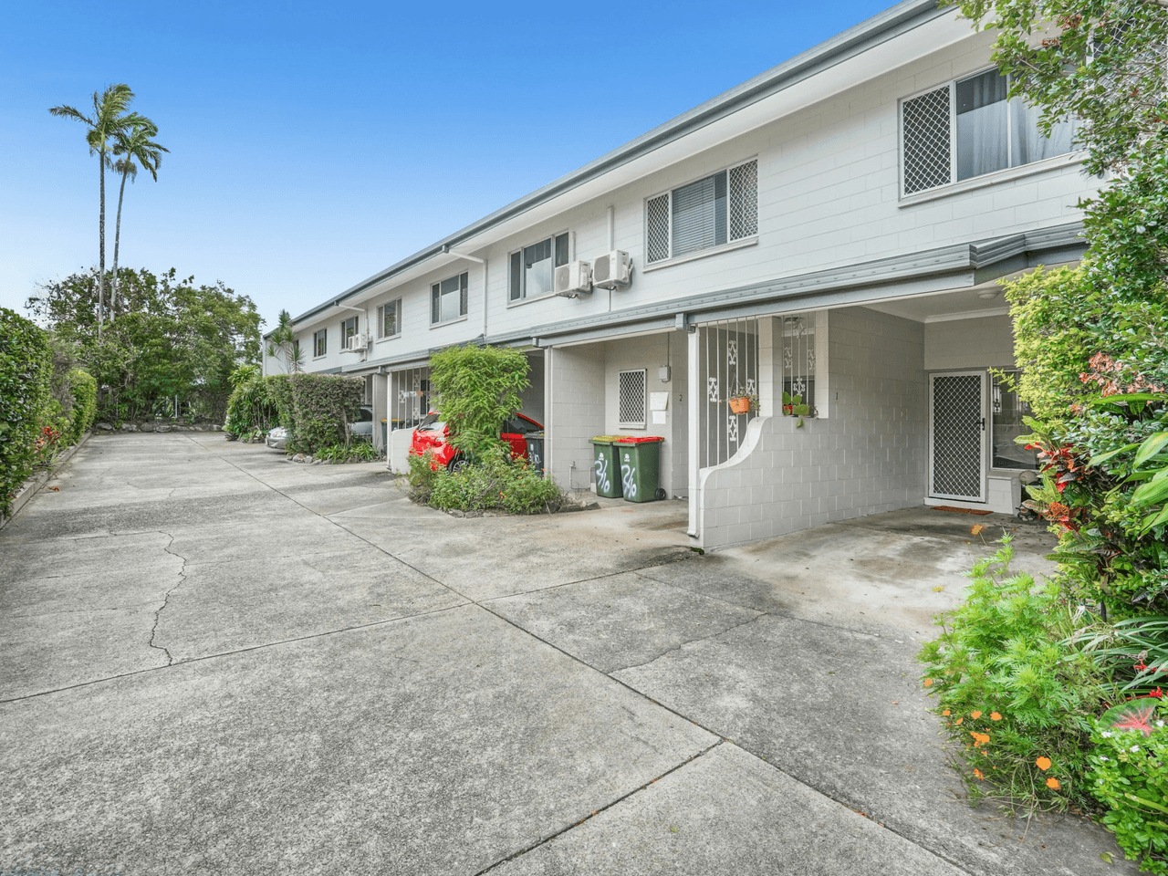 4/10 Crathern Close, EDGE HILL, QLD 4870