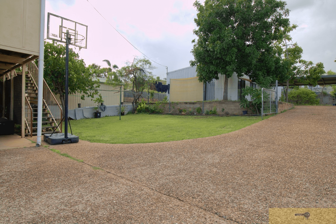 120 Hackett Terrace, Richmond Hill, QLD 4820