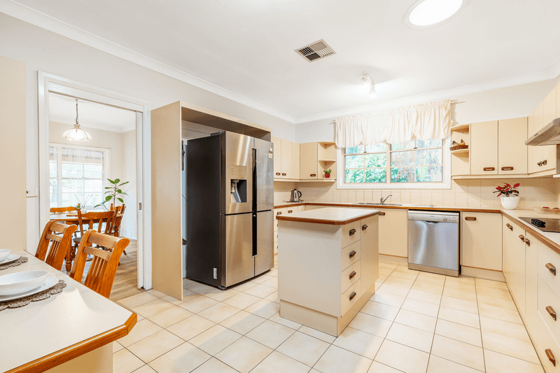 15 Dixon Street, SEAHAM, NSW 2324