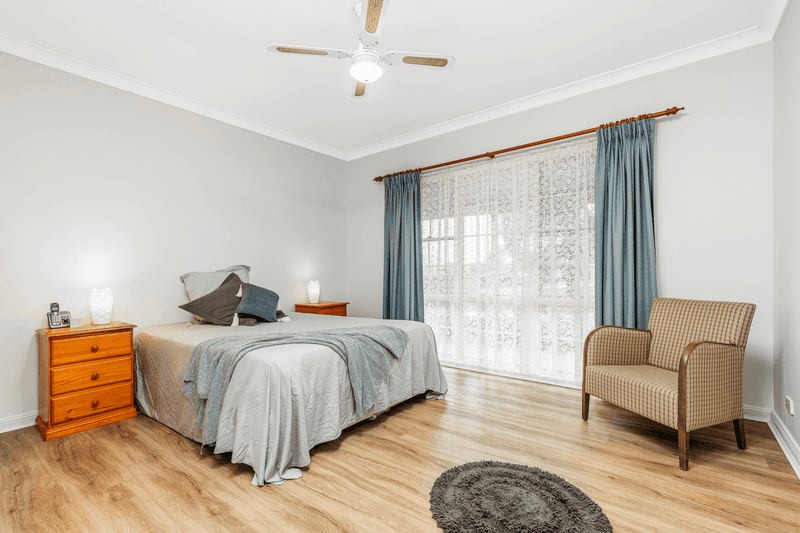 15 Dixon Street, SEAHAM, NSW 2324