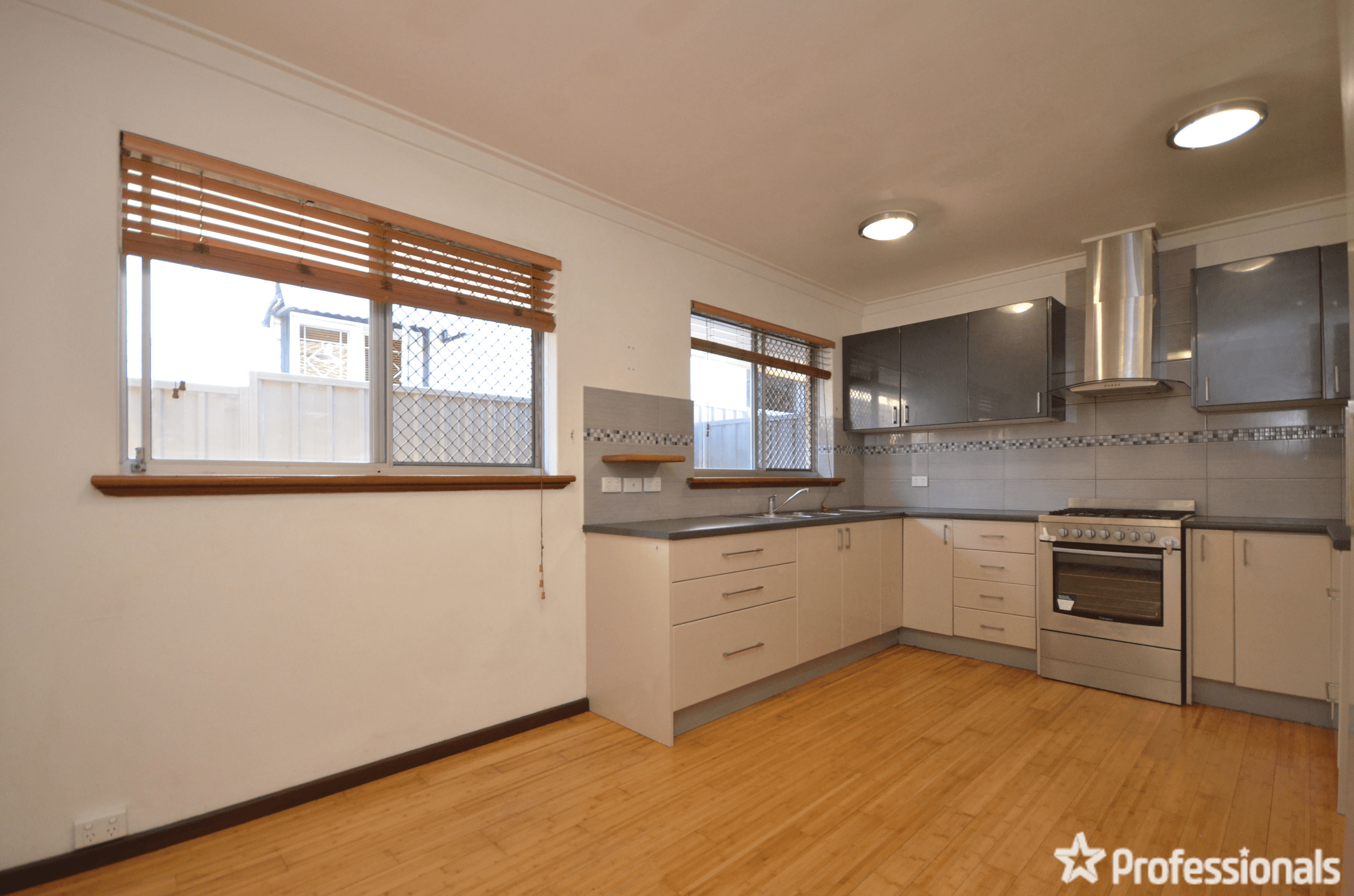 64 Basinghall Street, EAST VICTORIA PARK, WA 6101