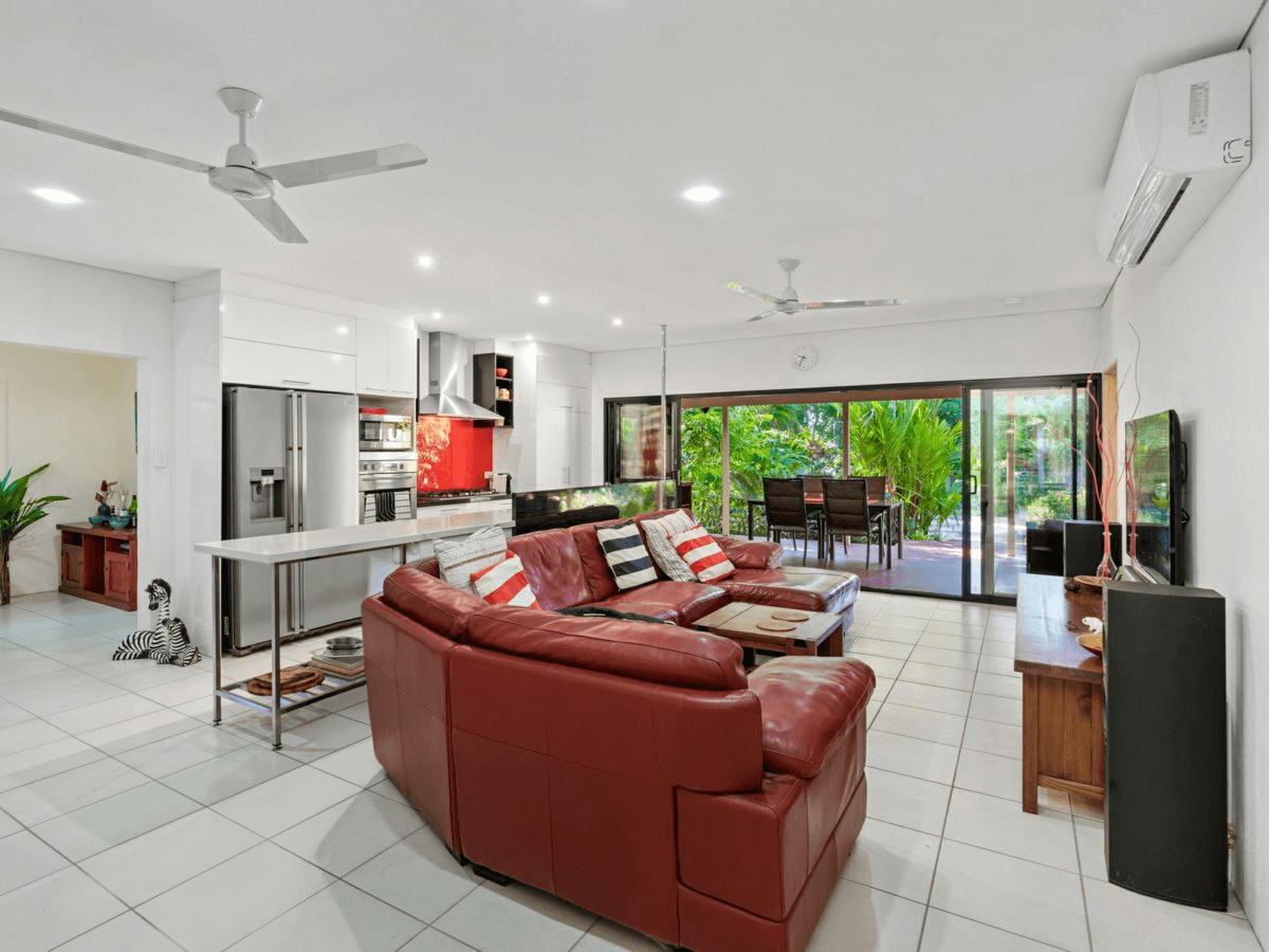 45 Clifton Road, CLIFTON BEACH, QLD 4879