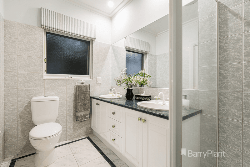 99 The Grange, TEMPLESTOWE, VIC 3106