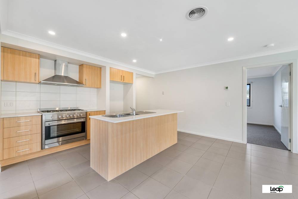 24 Charles Street, Wallan, VIC 3756
