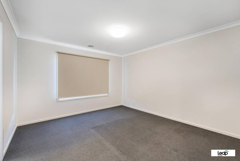24 Charles Street, Wallan, VIC 3756