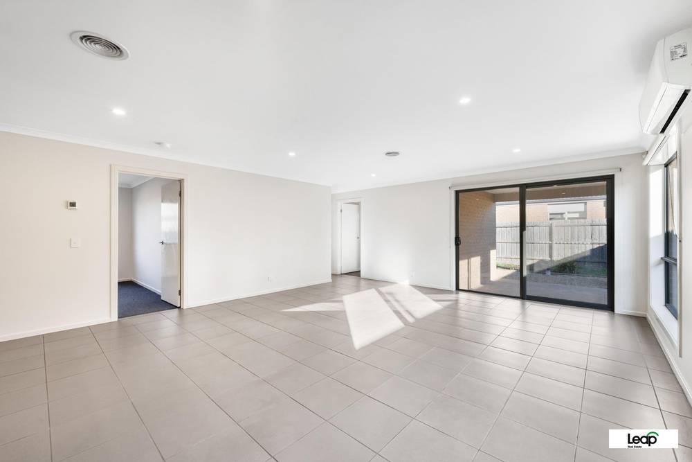 24 Charles Street, Wallan, VIC 3756