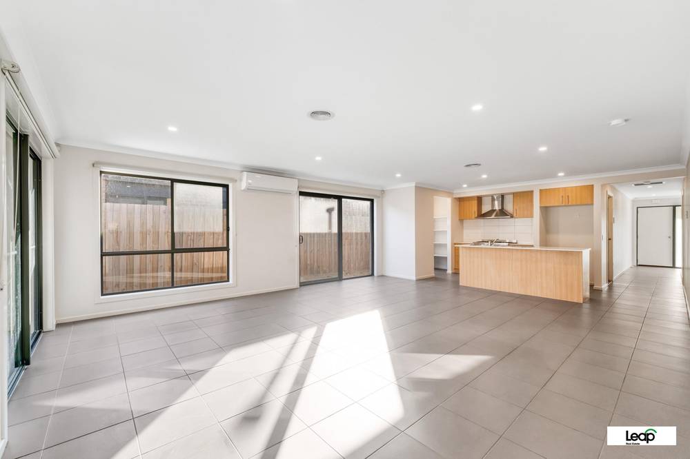 24 Charles Street, Wallan, VIC 3756