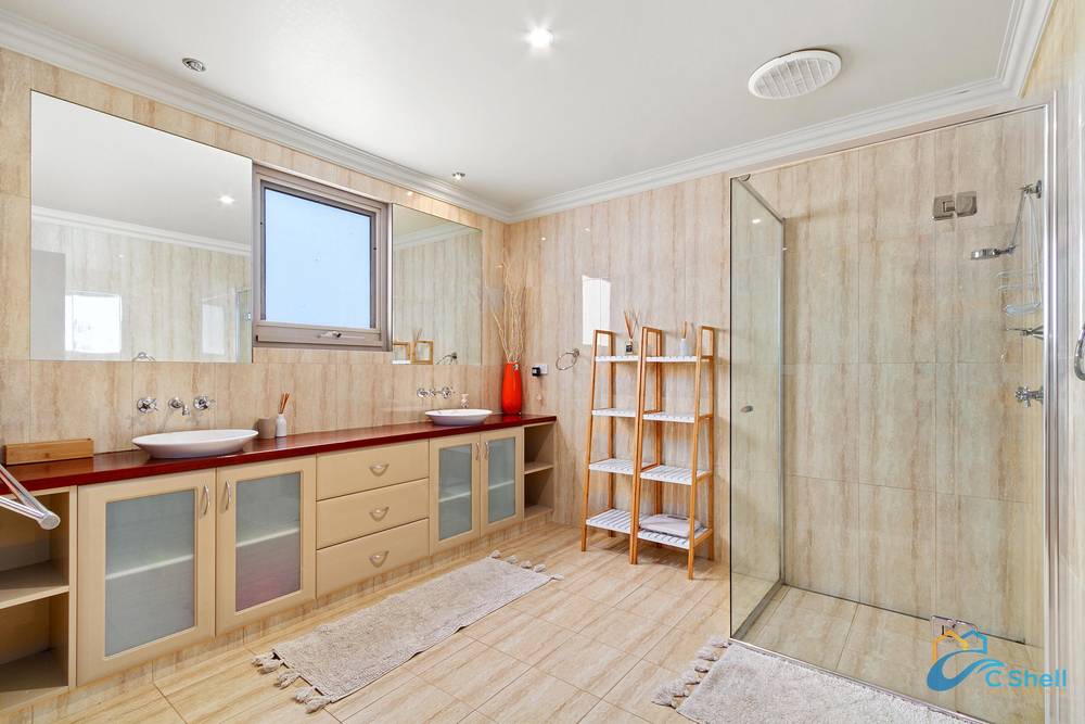 76 National Park Road, Loch Sport, VIC 3851