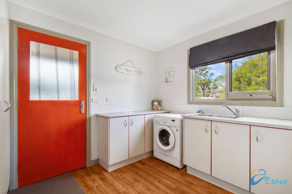 76 National Park Road, Loch Sport, VIC 3851
