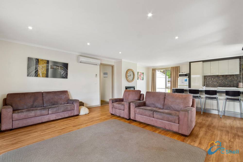 76 National Park Road, Loch Sport, VIC 3851