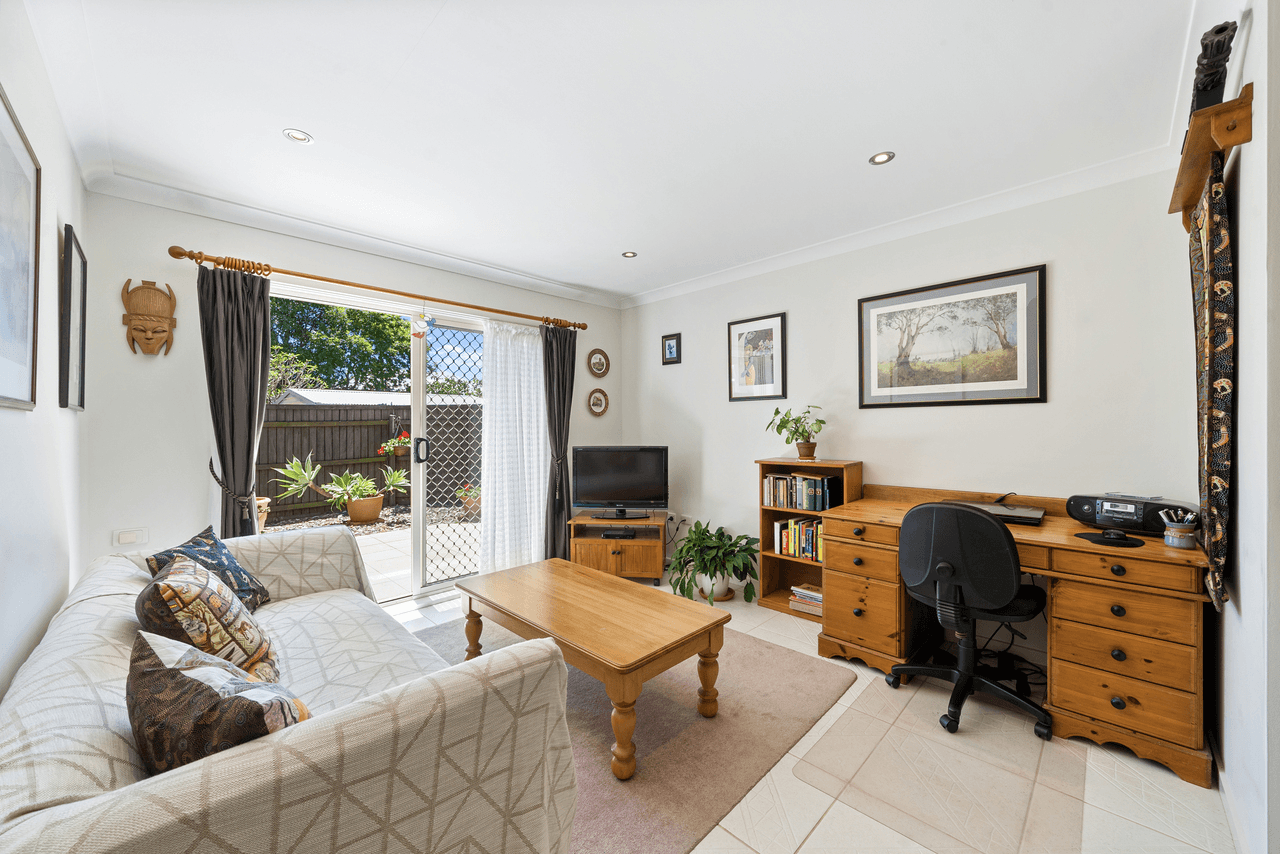 1/54 Palmtree Avenue, SCARBOROUGH, QLD 4020