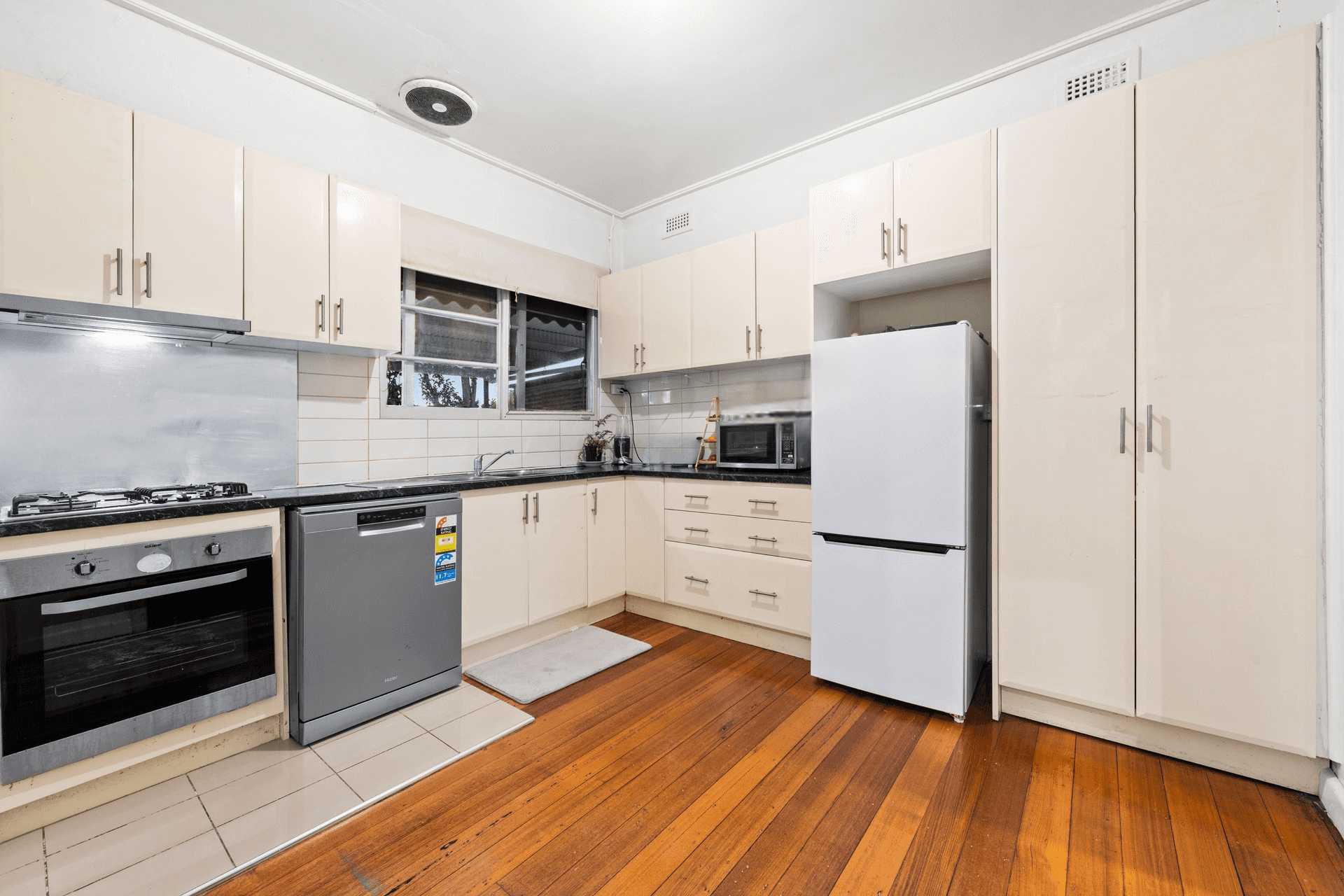 11 Yewers Street, Sunshine, VIC 3020