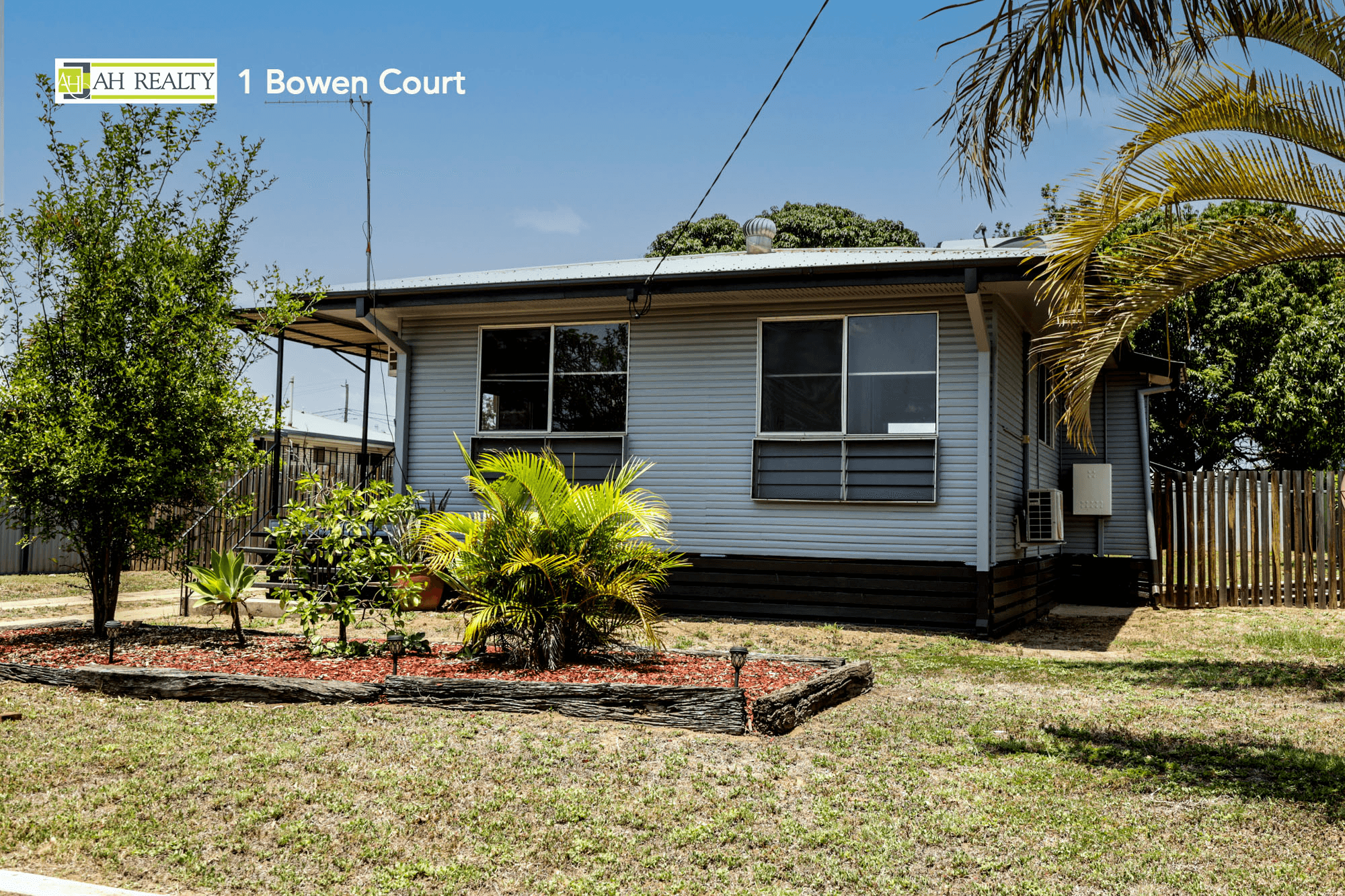 1 Bowen Court, MORANBAH, QLD 4744