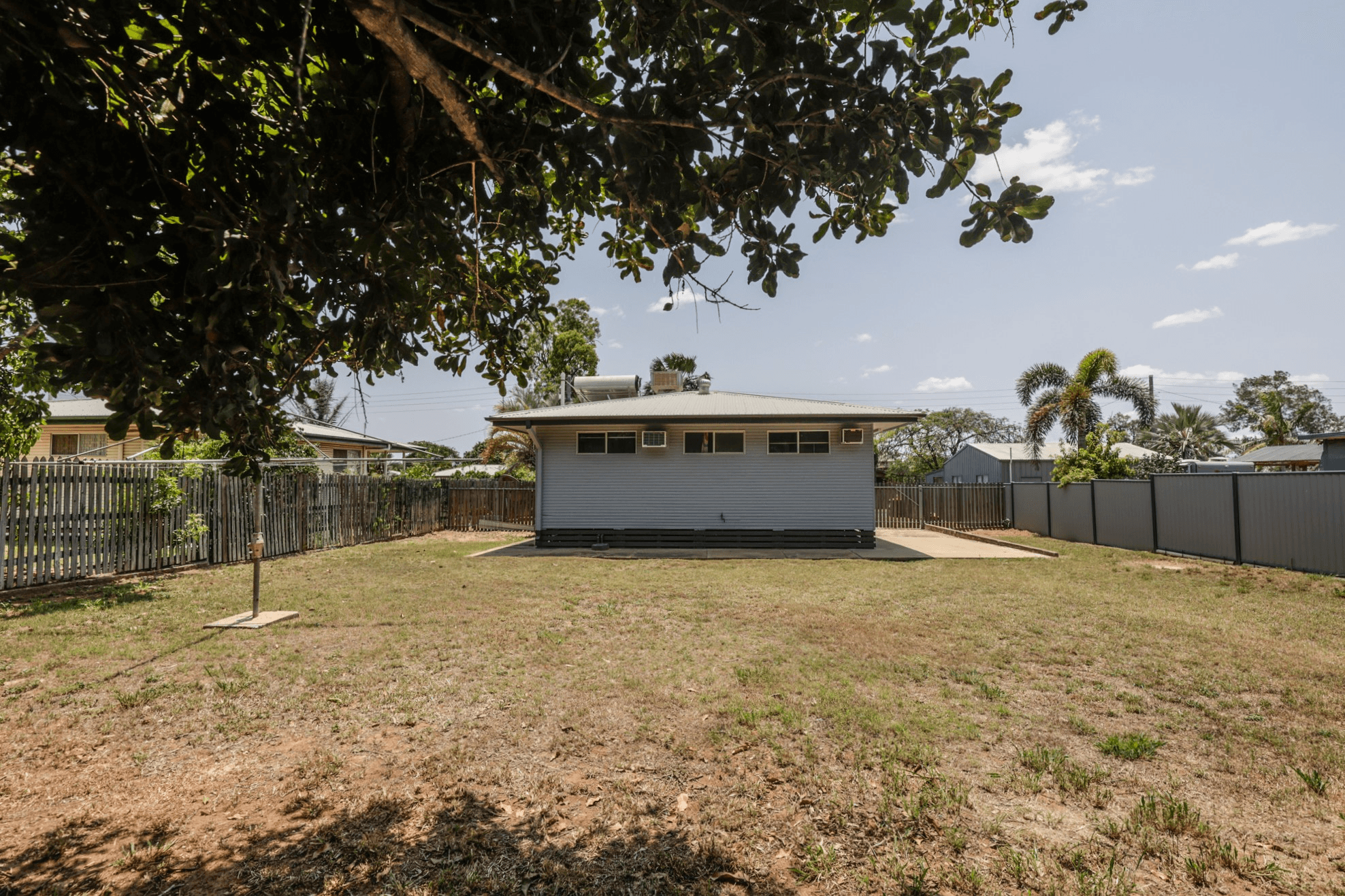 1 Bowen Court, MORANBAH, QLD 4744