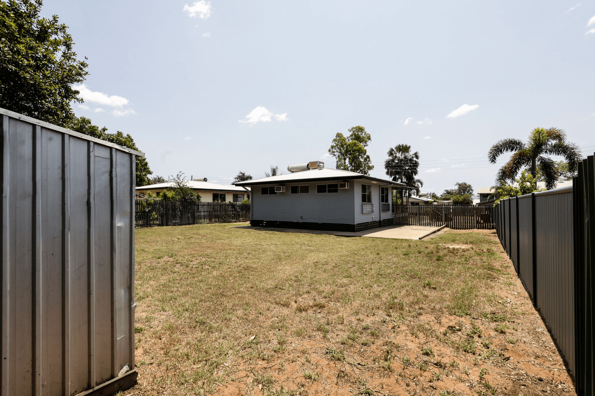 1 Bowen Court, MORANBAH, QLD 4744