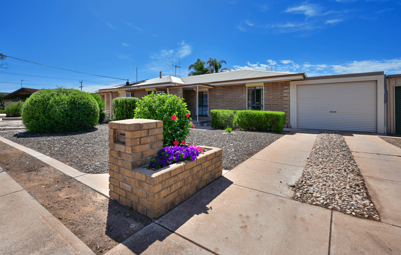 4 Yacca Street, WHYALLA STUART, SA 5608