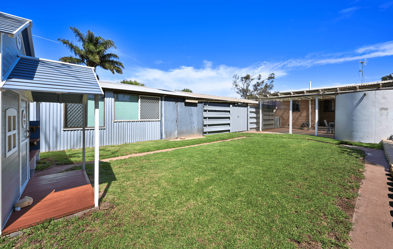 4 Yacca Street, WHYALLA STUART, SA 5608