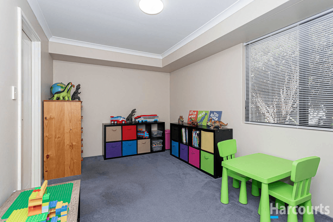 16 Hotham Crescent, ALEXANDER HEIGHTS, WA 6064