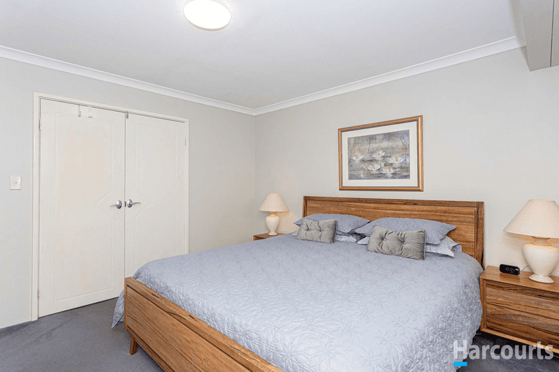 16 Hotham Crescent, ALEXANDER HEIGHTS, WA 6064