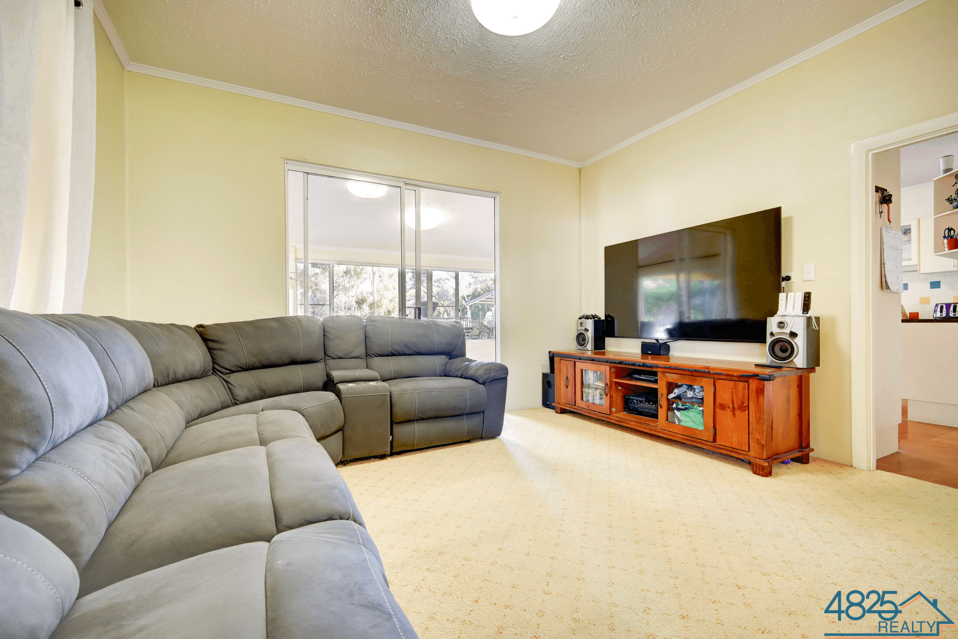 3-5 Southdown Avenue, Mount Isa, QLD 4825