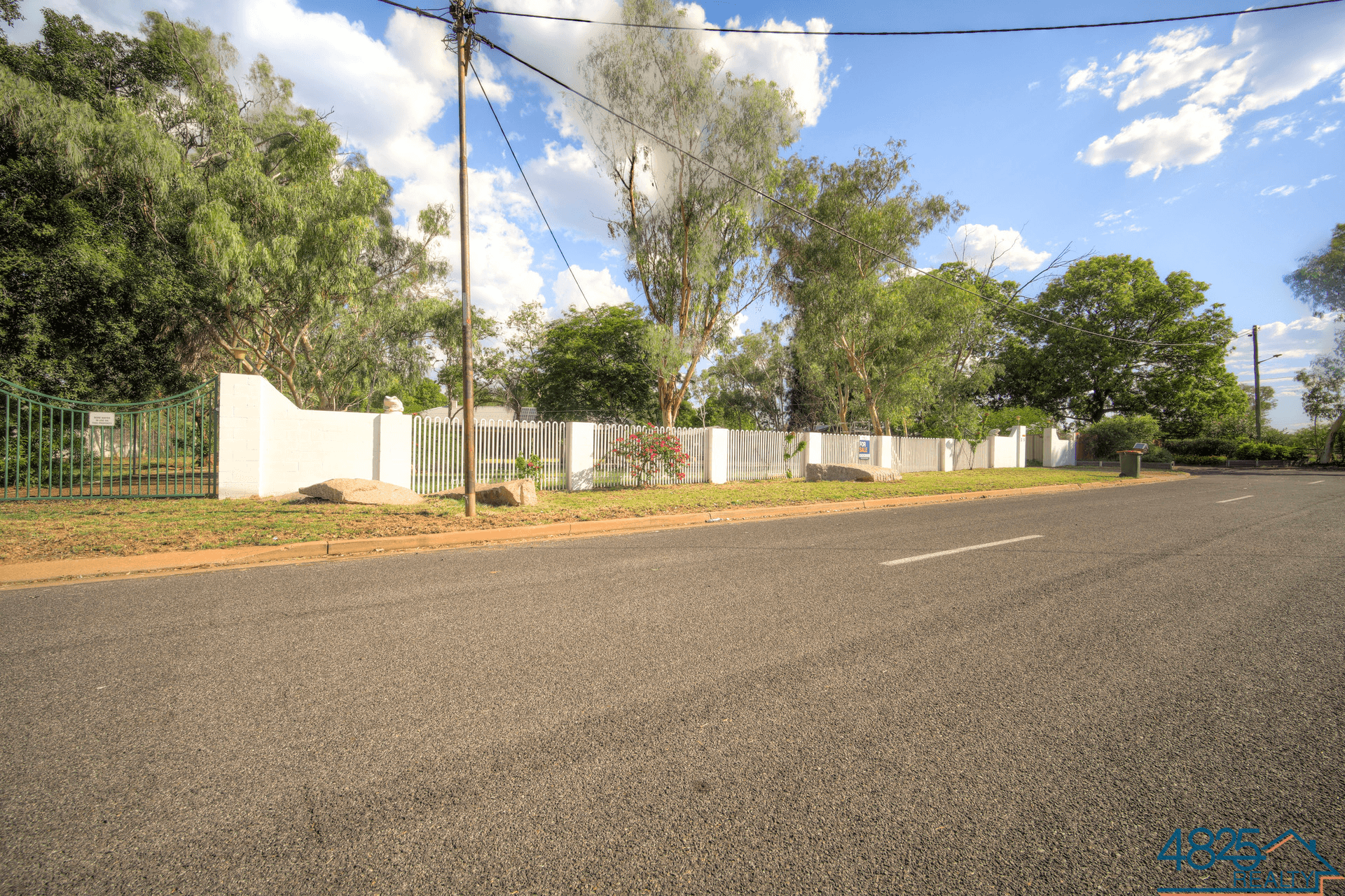 3-5 Southdown Avenue, Mount Isa, QLD 4825