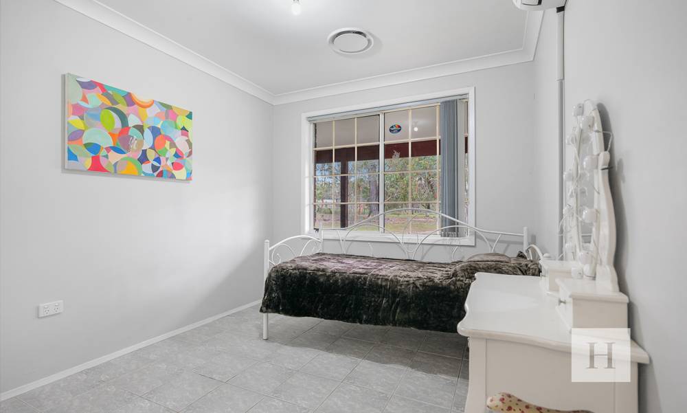 60 Sandra Street, Jilliby, NSW 2259