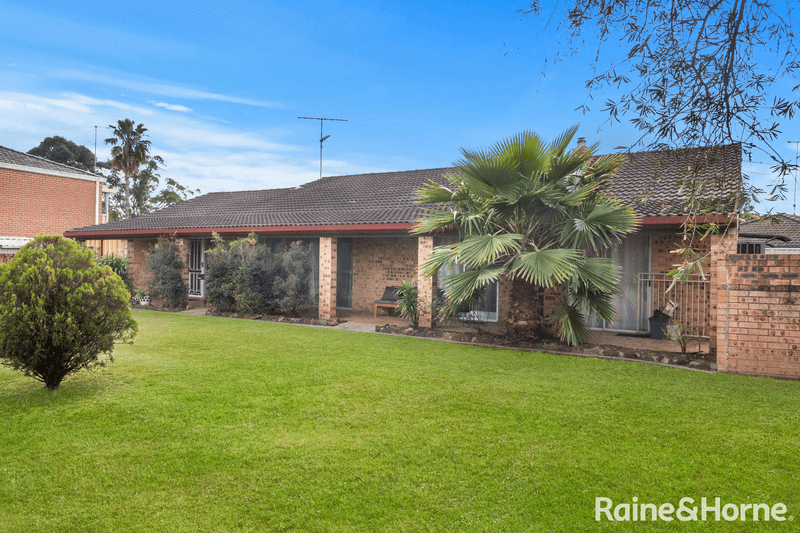 29 Red house Cres, MCGRATHS HILL, NSW 2756