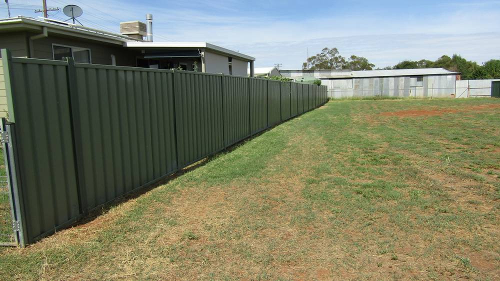 17 Harris St, Trangie, NSW 2823