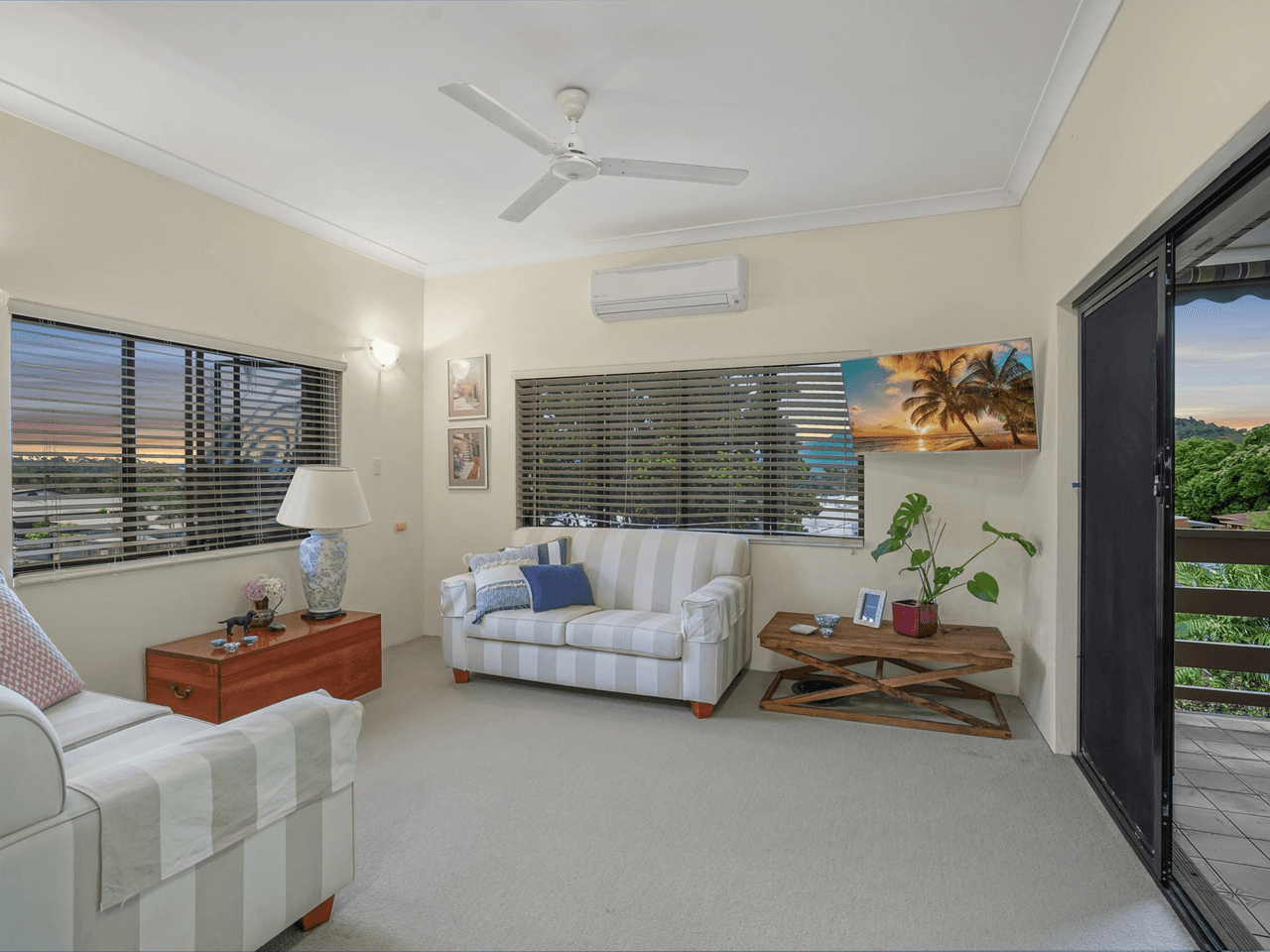 2 Bayview Street, BAYVIEW HEIGHTS, QLD 4868