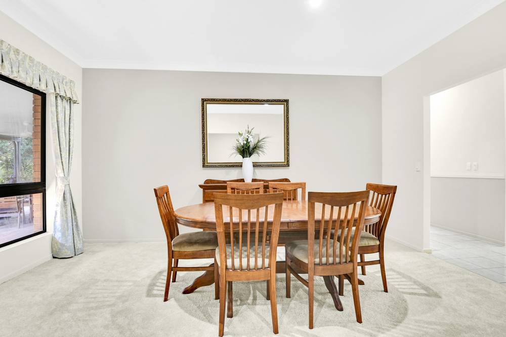 5 Corella Avenue, SAMFORD VALLEY, QLD 4520