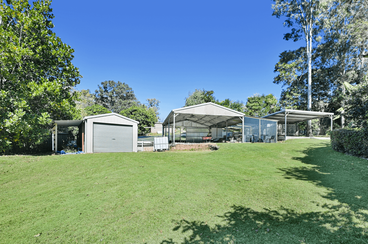 5 Corella Avenue, SAMFORD VALLEY, QLD 4520