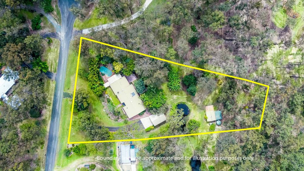 10 Ireland Court, CASHMERE, QLD 4500
