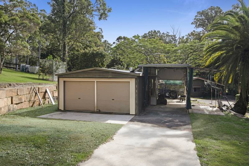 8 Ireland Court, CASHMERE, QLD 4500