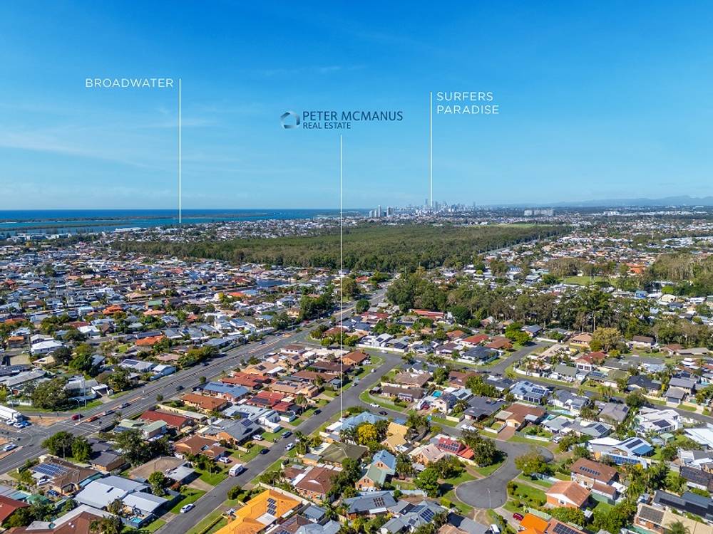 2/8  Maiala Close, Paradise Point, QLD 4216